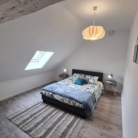 Centre Ville 3 Pieces Envoutant Sous Combles 40M² Joigny Εξωτερικό φωτογραφία